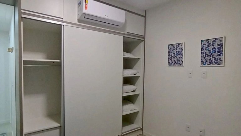 VAR 204B Dpto amplio en condominio con piscina