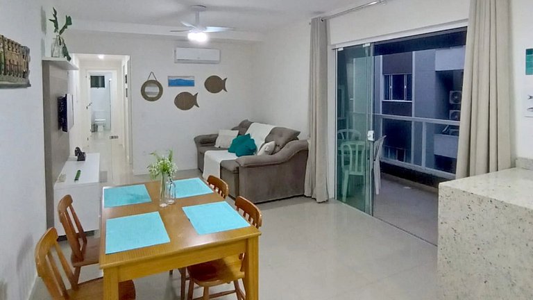 VAR 204B Dpto amplio en condominio con piscina